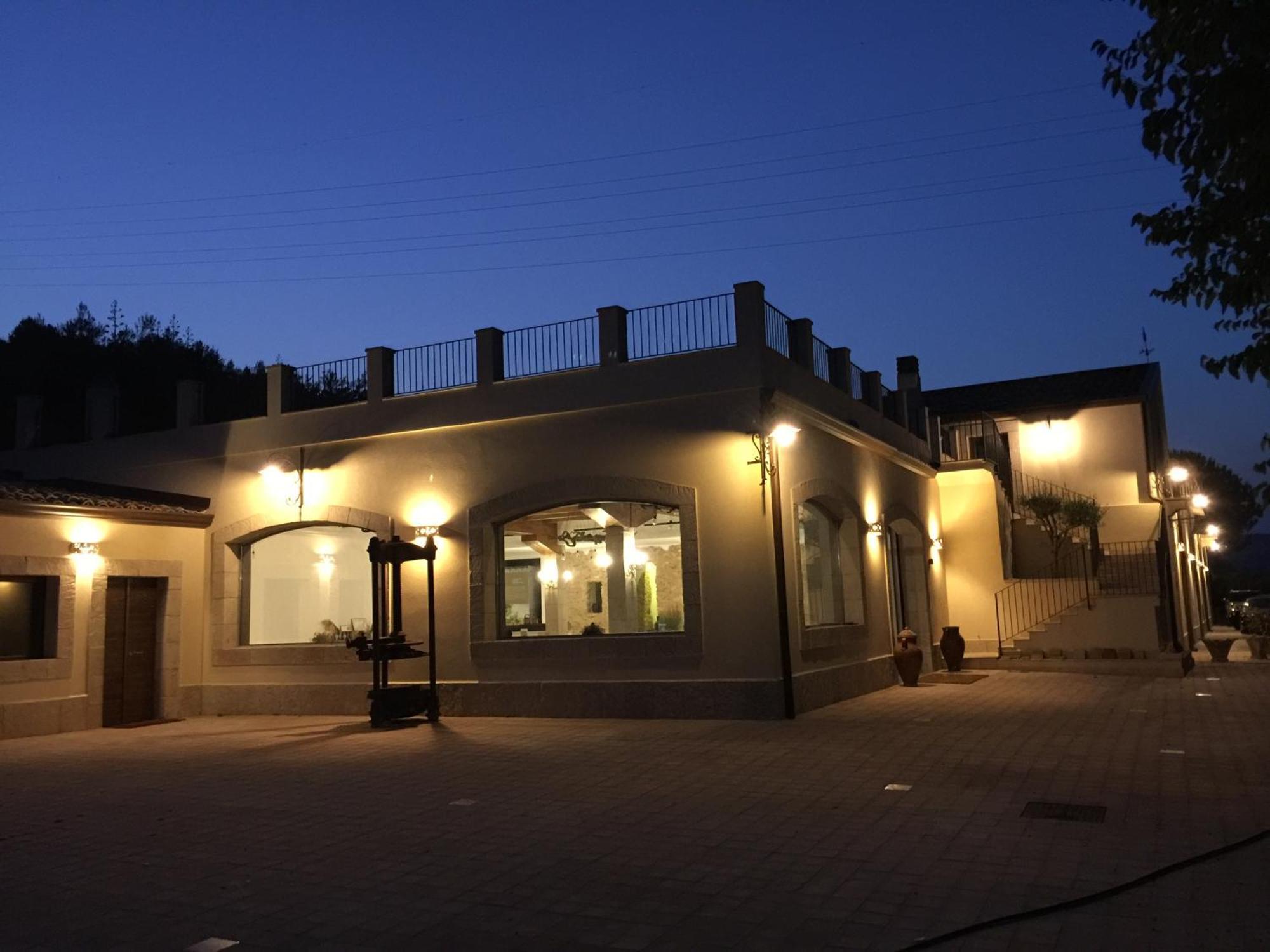 Tenuta Valle Delle Ferle Кальтаджироне Экстерьер фото